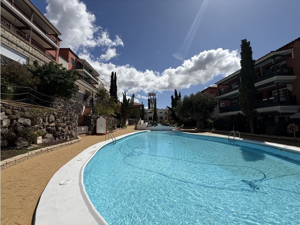 Leilighet til salgs i Las Chafiras (San Miguel) med svømmebasseng - € 240 000 (Ref: 8970864)