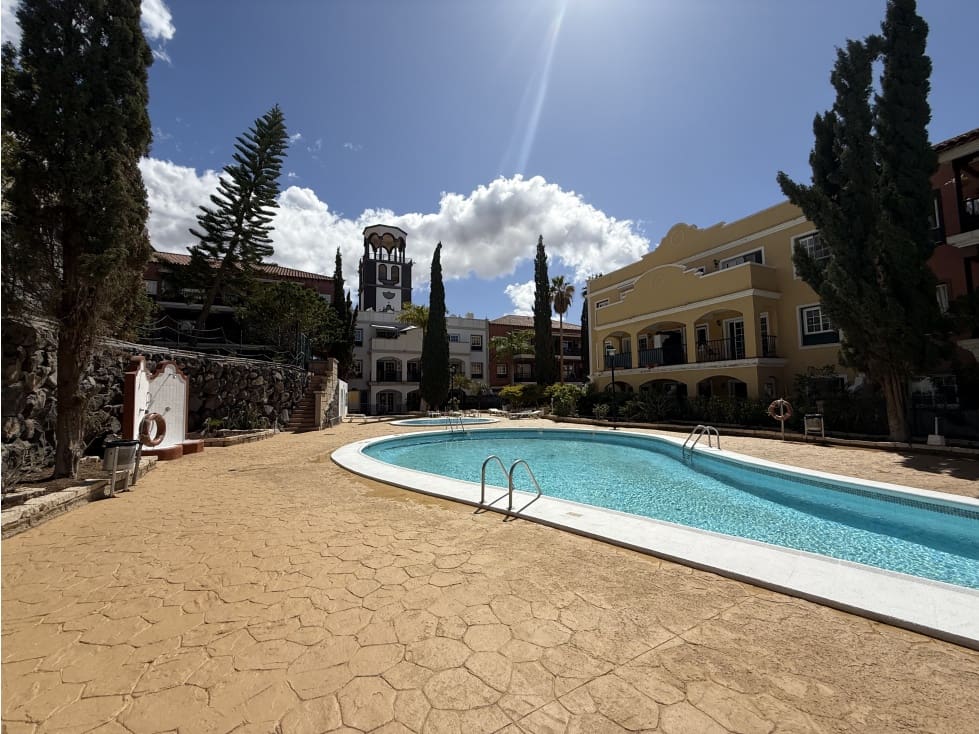 Leilighet til salgs i Las Chafiras (San Miguel) med svømmebasseng - € 240 000 (Ref: 8970864)