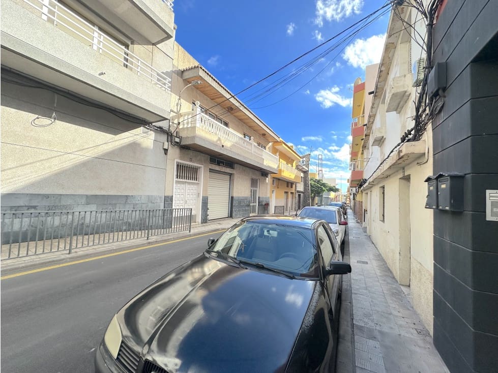 Kaupallinen myytävänä paikassa Maria Jimenez - 130 000 € (Ref: 8970869)