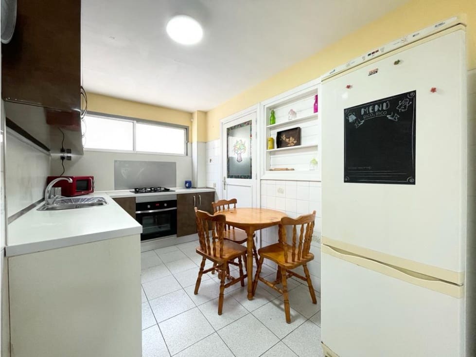 3 soveværelse Lejlighed til salg i Los Llanos de Aridane - € 210.000 (Ref: 8970872)