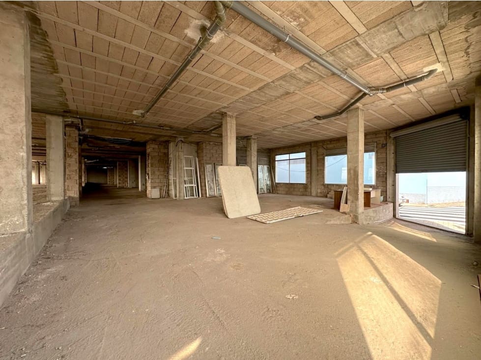 Kommersiell till salu i Taco - 950 000 € (Ref: 8970875)