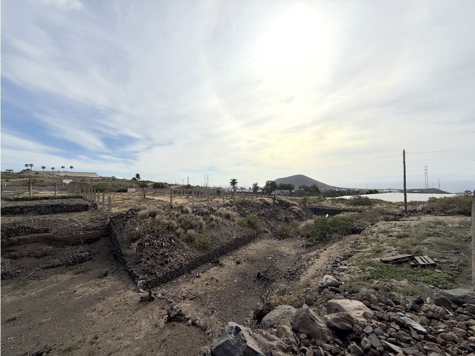 Grunde uden byggetilladelser til salg i Guimar - € 105.000 (Ref: 9008362)