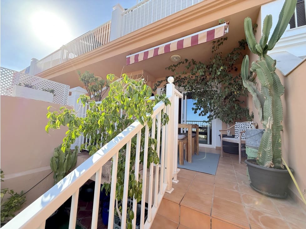 2 soverom Leilighet til salgs i Chayofa med svømmebasseng - € 354 900 (Ref: 9085818)