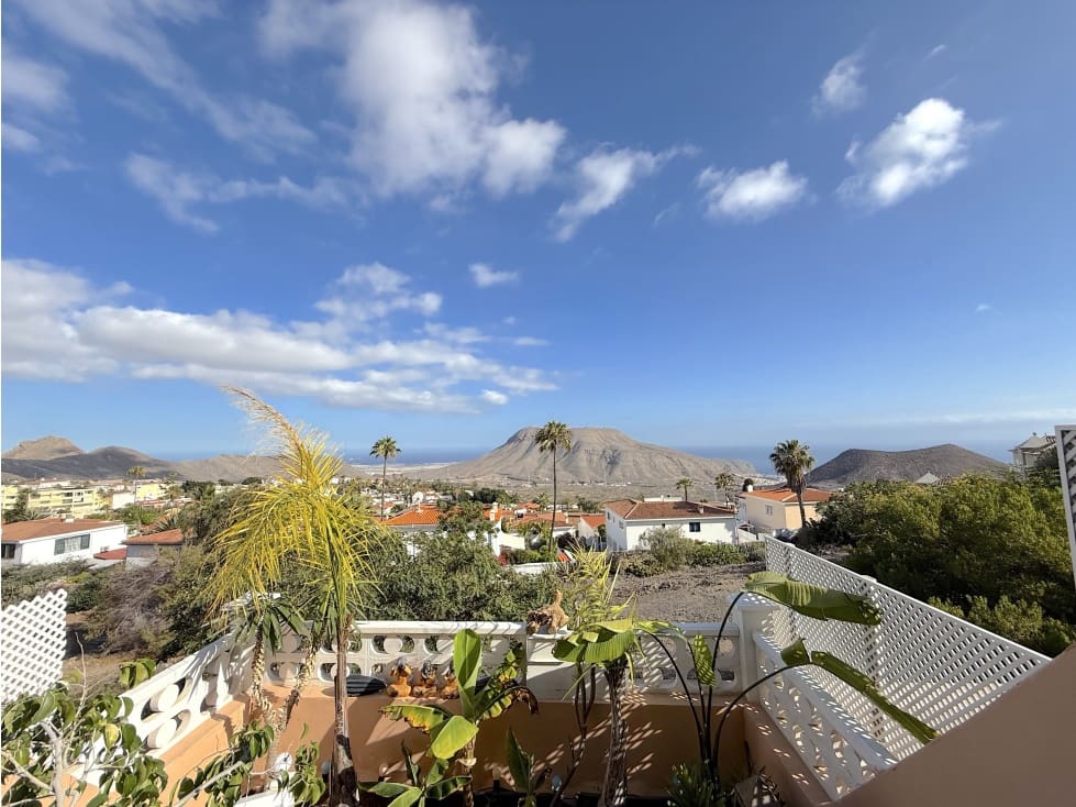 2 soverom Leilighet til salgs i Chayofa med svømmebasseng - € 354 900 (Ref: 9085818)