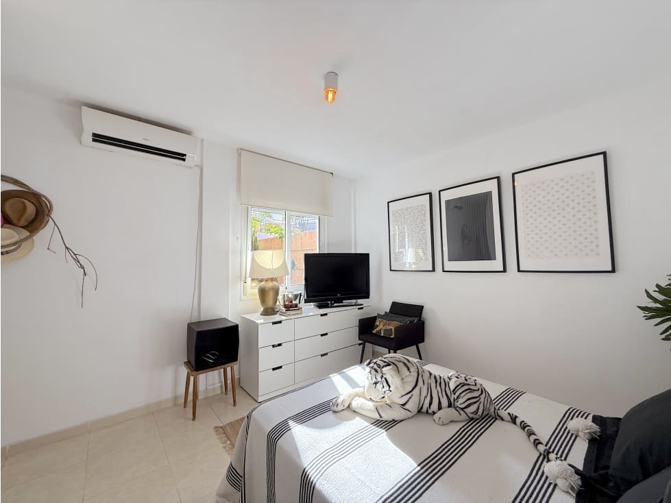 2 soverom Leilighet til salgs i Chayofa med svømmebasseng - € 354 900 (Ref: 9085818)