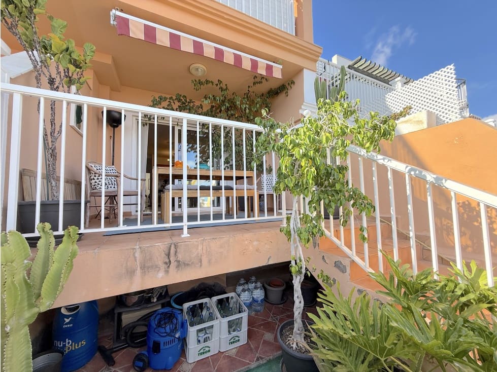 2 soverom Leilighet til salgs i Chayofa med svømmebasseng - € 354 900 (Ref: 9085818)