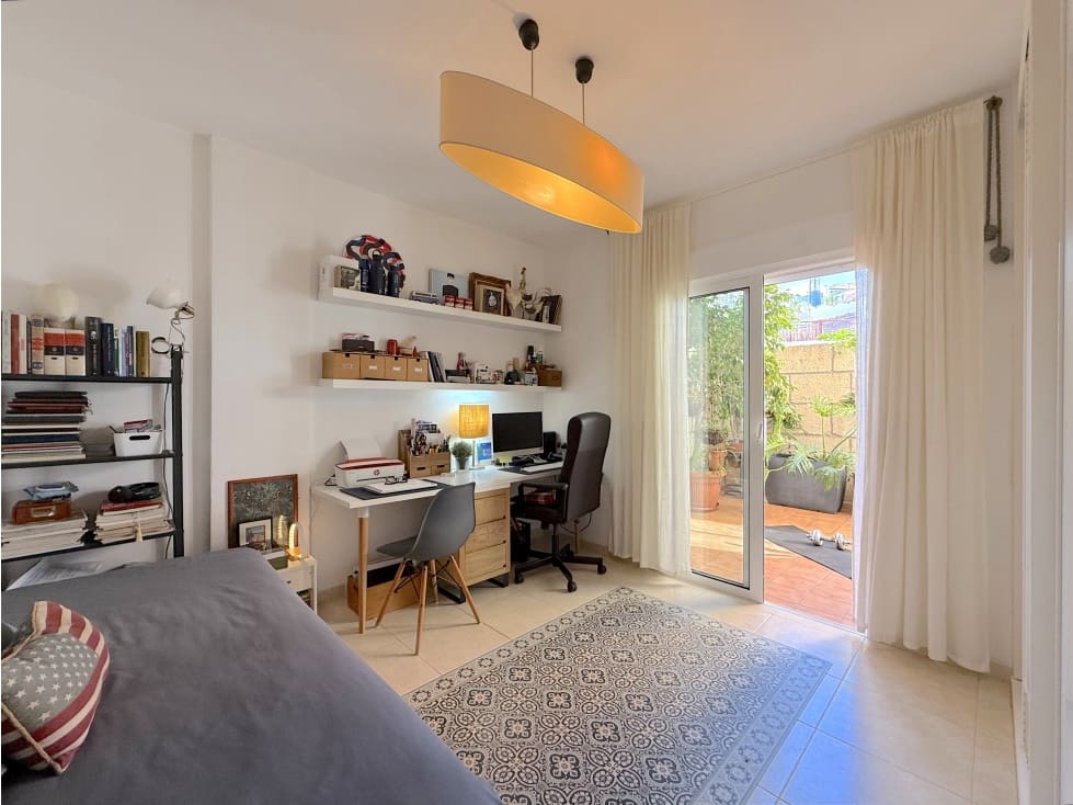 2 soverom Leilighet til salgs i Chayofa med svømmebasseng - € 354 900 (Ref: 9085818)