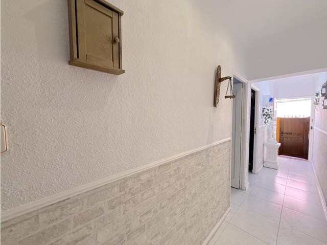 4 soveværelse Lejlighed til salg i El Sobradillo, Santa Cruz de Tenerife - € 191.000 (Ref: 9130083)