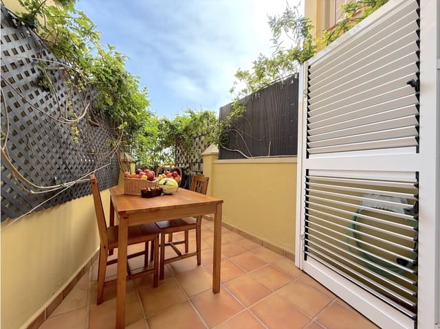 1 soveværelse Lejlighed til salg i La Quinta, Santa Ursula med swimmingpool - € 250.000 (Ref: 9189245)