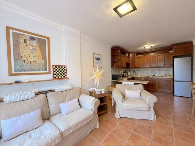 1 soveværelse Lejlighed til salg i La Quinta, Santa Ursula med swimmingpool - € 250.000 (Ref: 9189245)