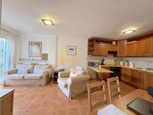 1 soveværelse Lejlighed til salg i La Quinta, Santa Ursula med swimmingpool - € 250.000 (Ref: 9189245)