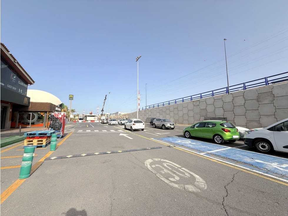 Komercyjne do wynajęcia w Las Chafiras (San Miguel) - 4 800 € (Ref: 9203027)