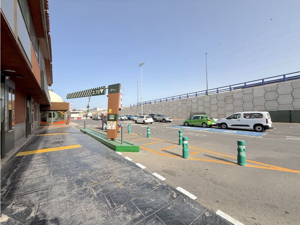 Komercyjne do wynajęcia w Las Chafiras (San Miguel) - 4 800 € (Ref: 9203027)