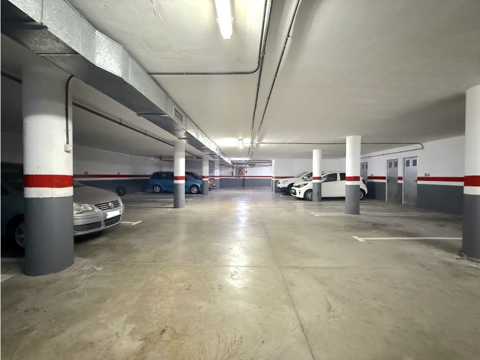 3 soveværelse Lejlighed til leje i Santa Cruz de Tenerife - € 1.200 (Ref: 9253787)