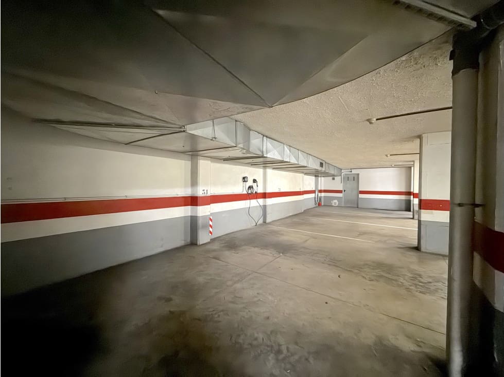 Garage for rent in Santa Cruz de Tenerife - € 185 (Ref: 9264907)