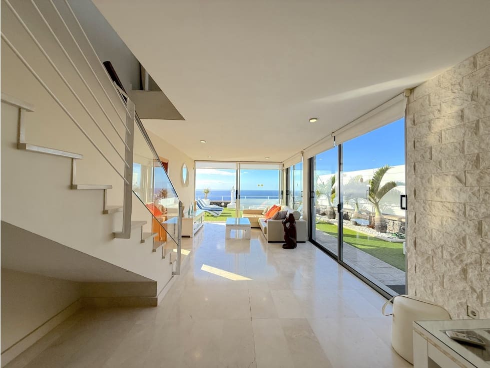 4 soveværelse Villa til leje i Santa Cruz de Tenerife med swimmingpool - € 5.000 (Ref: 9292380)