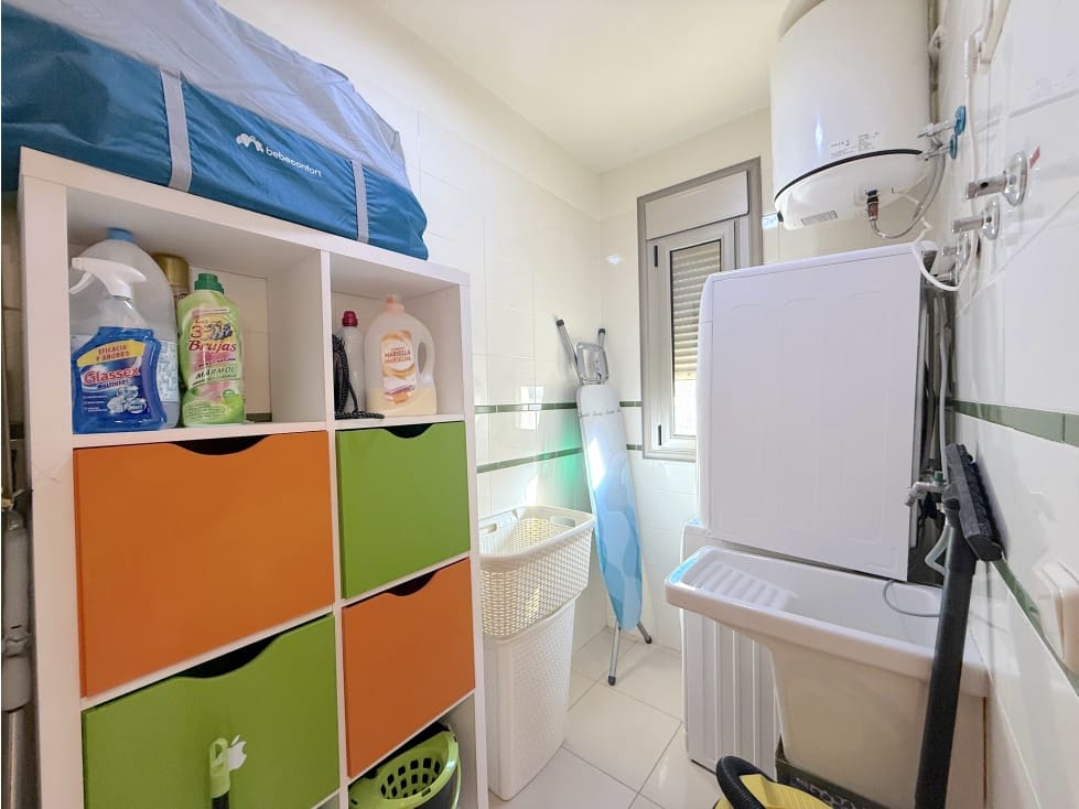 4 soveværelse Villa til leje i Santa Cruz de Tenerife med swimmingpool - € 5.000 (Ref: 9292380)