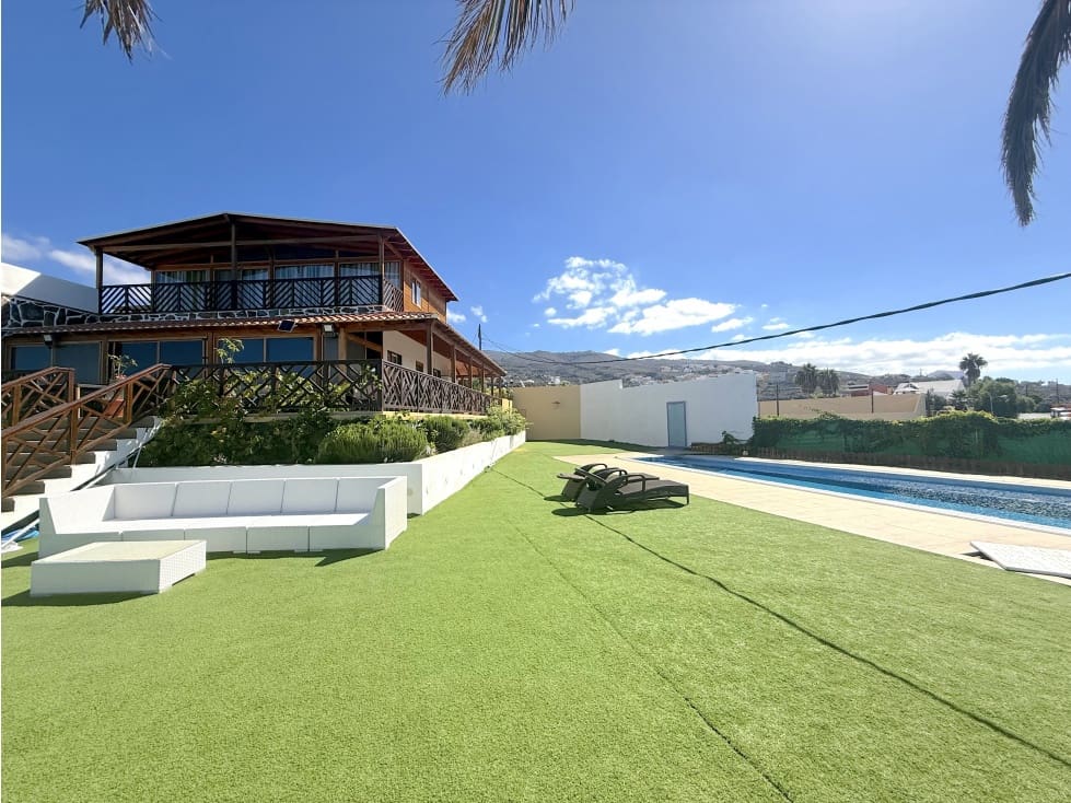 5 soverom Villa til salgs i Adeje - € 1 700 000 (Ref: 9294783)