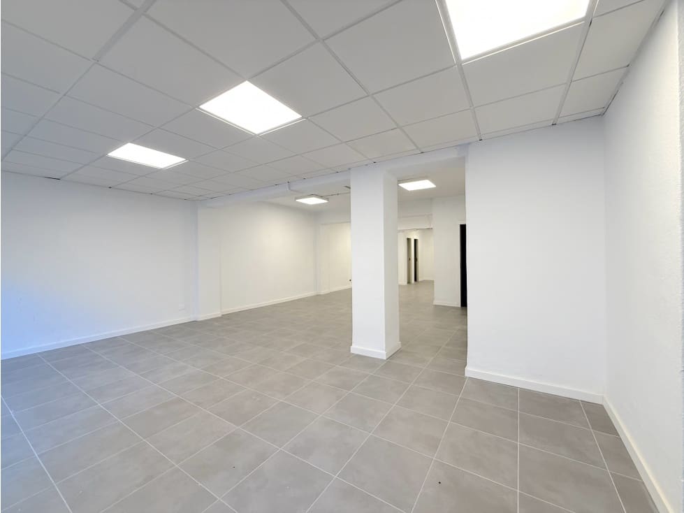 Kommersiell til salgs i Santa Cruz de Tenerife - € 360 000 (Ref: 9345049)