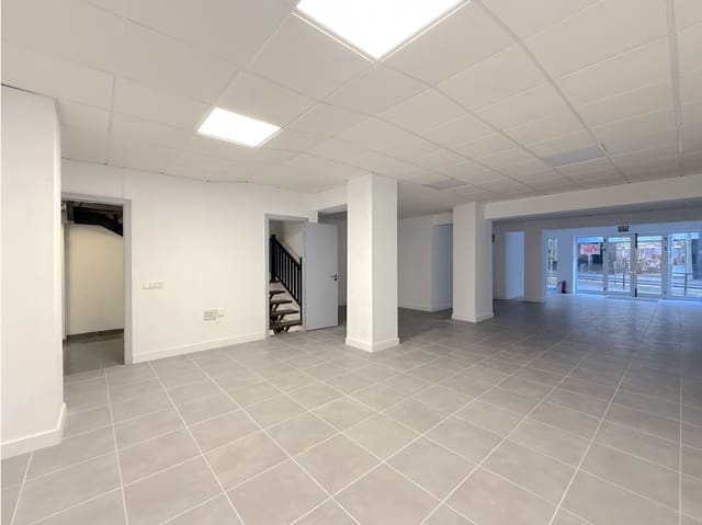 Kommersiell til salgs i Duggi, Santa Cruz de Tenerife - € 360 000 (Ref: 9345049)