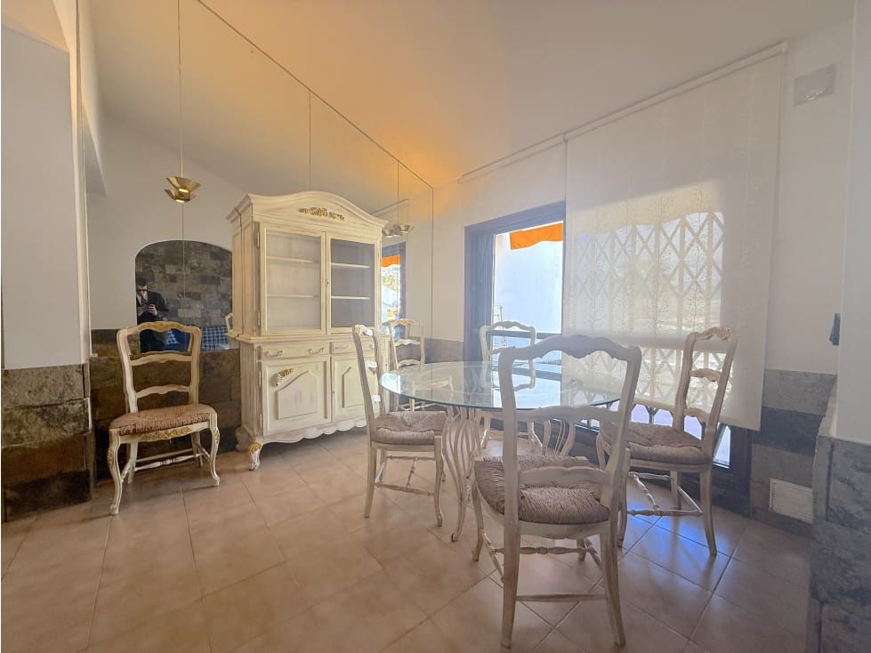 3 soveværelse Bungalow til leje i Costa Adeje - € 2.500 (Ref: 9359789)