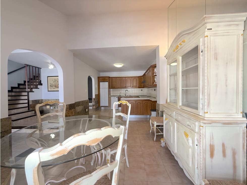 3 soveværelse Bungalow til leje i Costa Adeje - € 2.500 (Ref: 9359789)