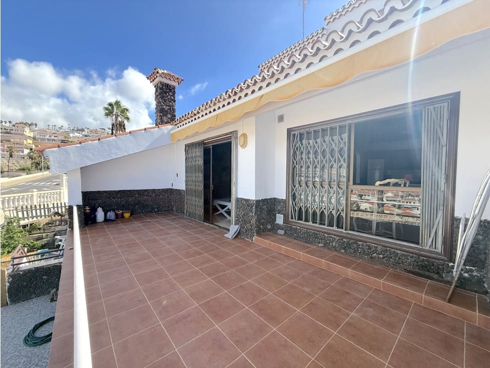 3 soveværelse Bungalow til leje i Costa Adeje - € 2.500 (Ref: 9359789)