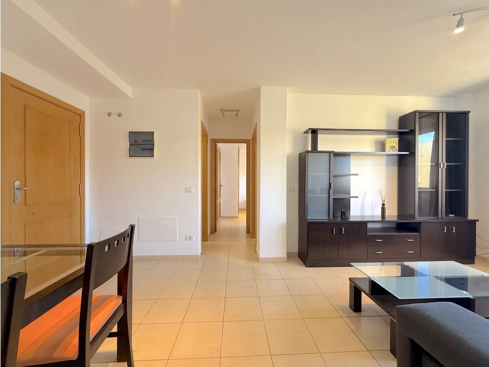 2 quarto Apartamento para arrendar em Santa Cruz de Tenerife - 900 € (Ref: 9390390)