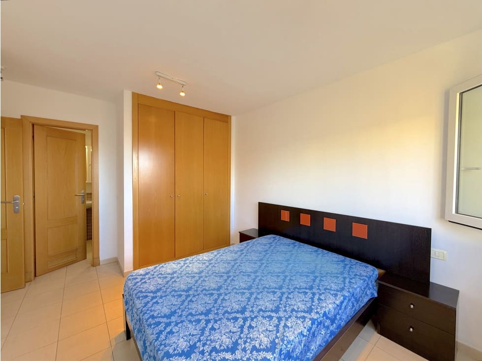 2 quarto Apartamento para arrendar em Santa Cruz de Tenerife - 900 € (Ref: 9390390)