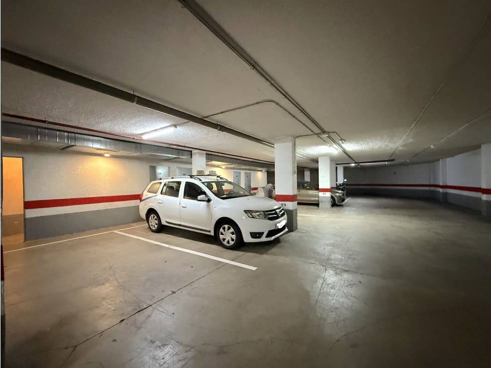 2 quarto Apartamento para arrendar em Santa Cruz de Tenerife - 900 € (Ref: 9390390)