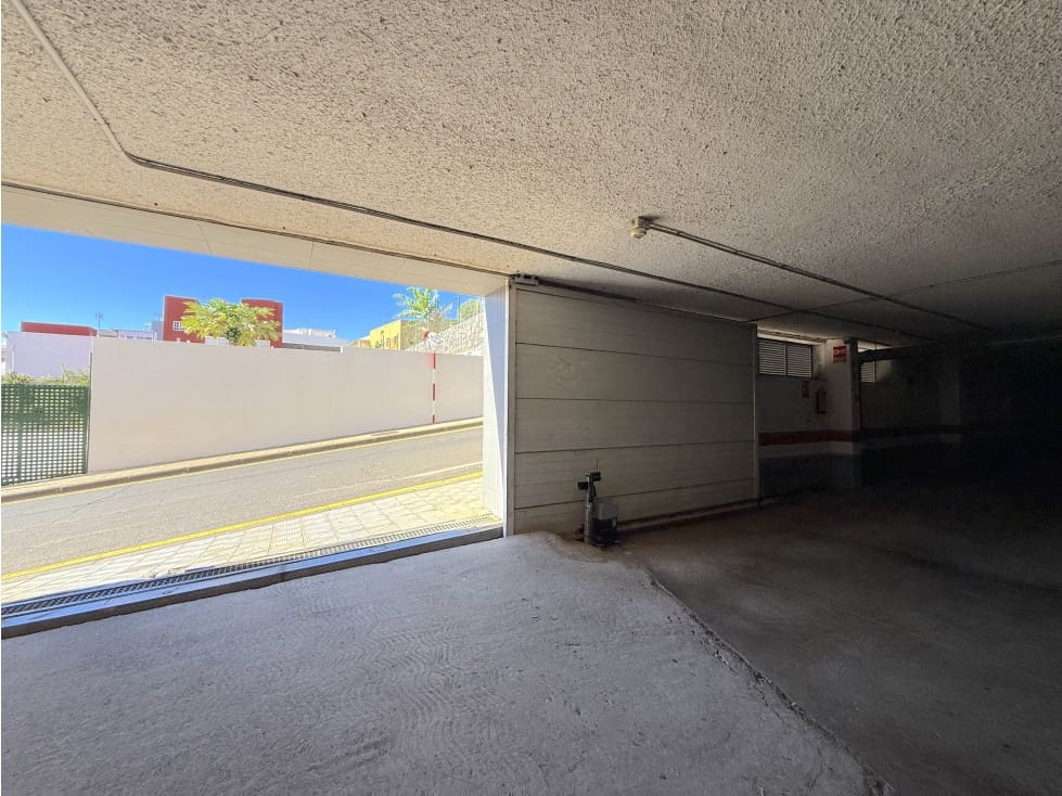 2 quarto Apartamento para arrendar em Santa Cruz de Tenerife - 900 € (Ref: 9390390)