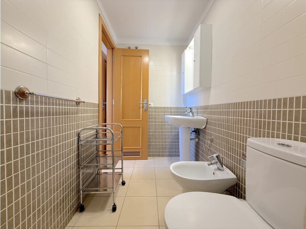 2 quarto Apartamento para arrendar em Santa Cruz de Tenerife - 900 € (Ref: 9390390)