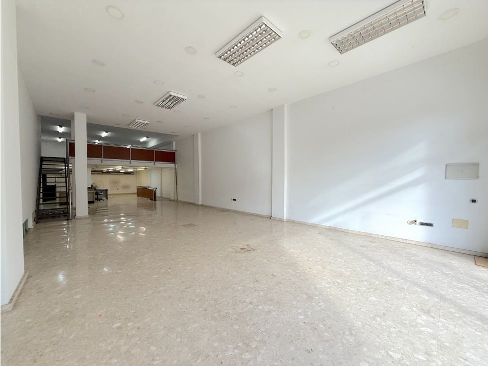 Commercieel te huur in Santa Cruz de Tenerife - € 3.500 (Ref: 9400557)