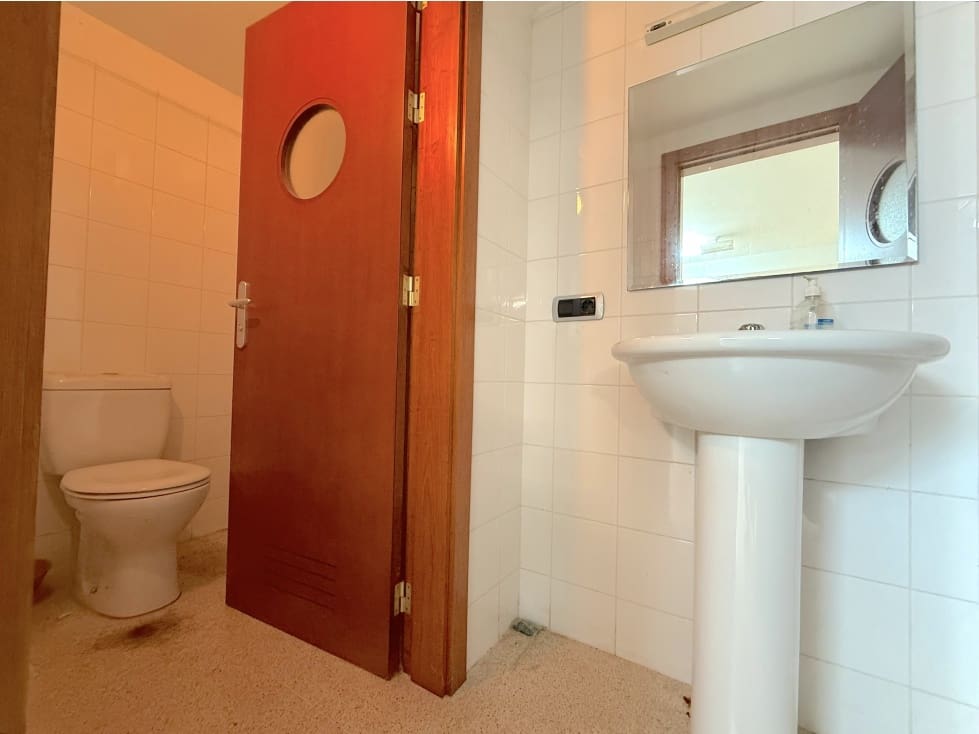 Commercieel te huur in Santa Cruz de Tenerife - € 3.500 (Ref: 9400557)