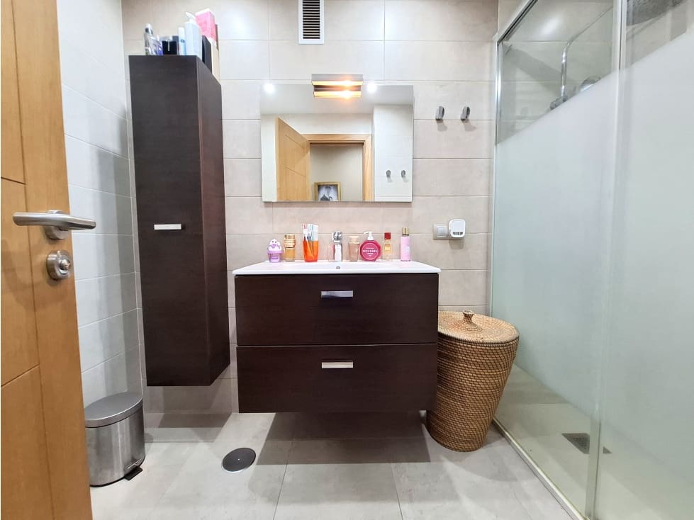 Piso de 4 habitaciones en Santa Cruz de Tenerife en venta - 479.000 € (Ref: 9430978)