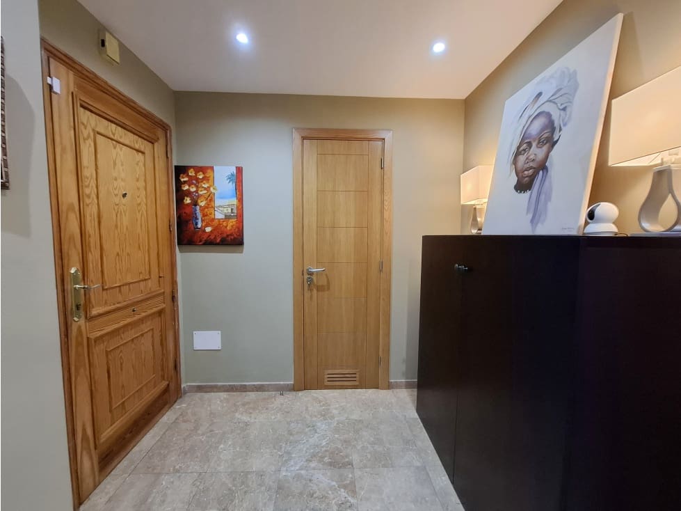 Piso de 4 habitaciones en Santa Cruz de Tenerife en venta - 479.000 € (Ref: 9430978)