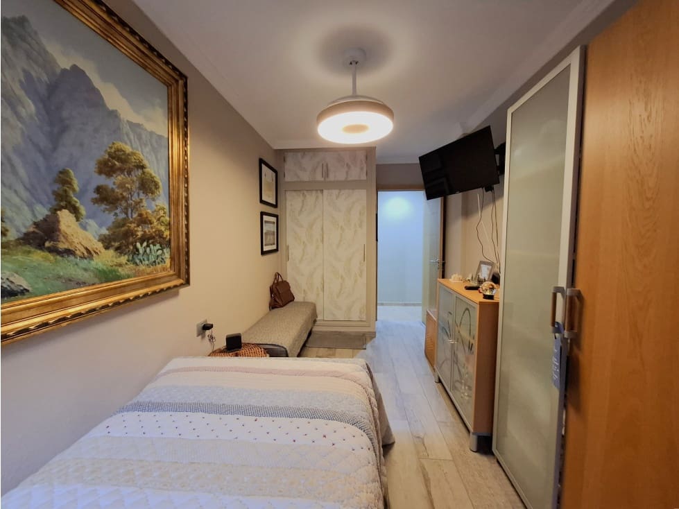 Piso de 4 habitaciones en Santa Cruz de Tenerife en venta - 479.000 € (Ref: 9430978)