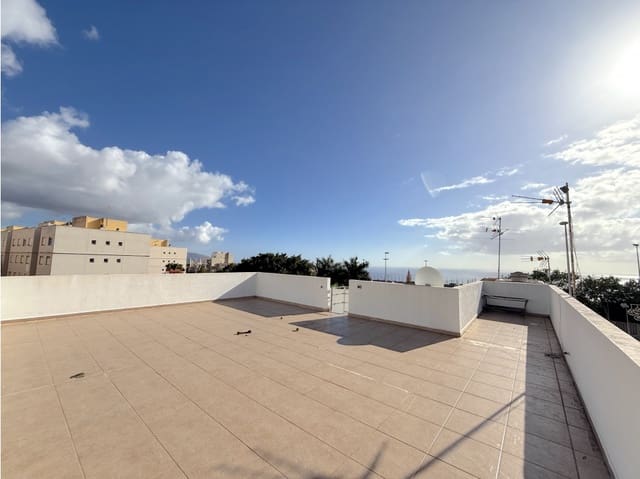 4 soveværelse Byhus til salg i Las Delicias, Santa Cruz de Tenerife - € 325.000 (Ref: 9430979)