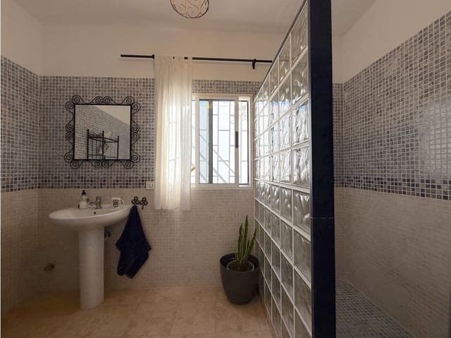 4 soveværelse Byhus til salg i Las Delicias, Santa Cruz de Tenerife - € 325.000 (Ref: 9430979)