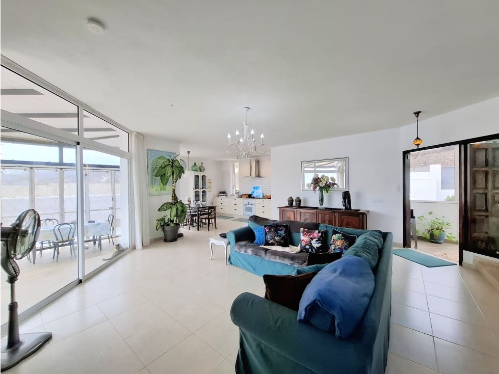 3 sypialnia Willa na sprzedaż w Tabaiba - 824 000 € (Ref: 9451415)