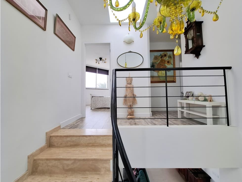 3 sypialnia Willa na sprzedaż w Tabaiba - 824 000 € (Ref: 9451415)