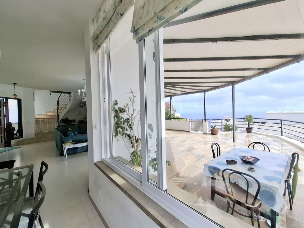 3 sypialnia Willa na sprzedaż w Tabaiba - 824 000 € (Ref: 9451415)