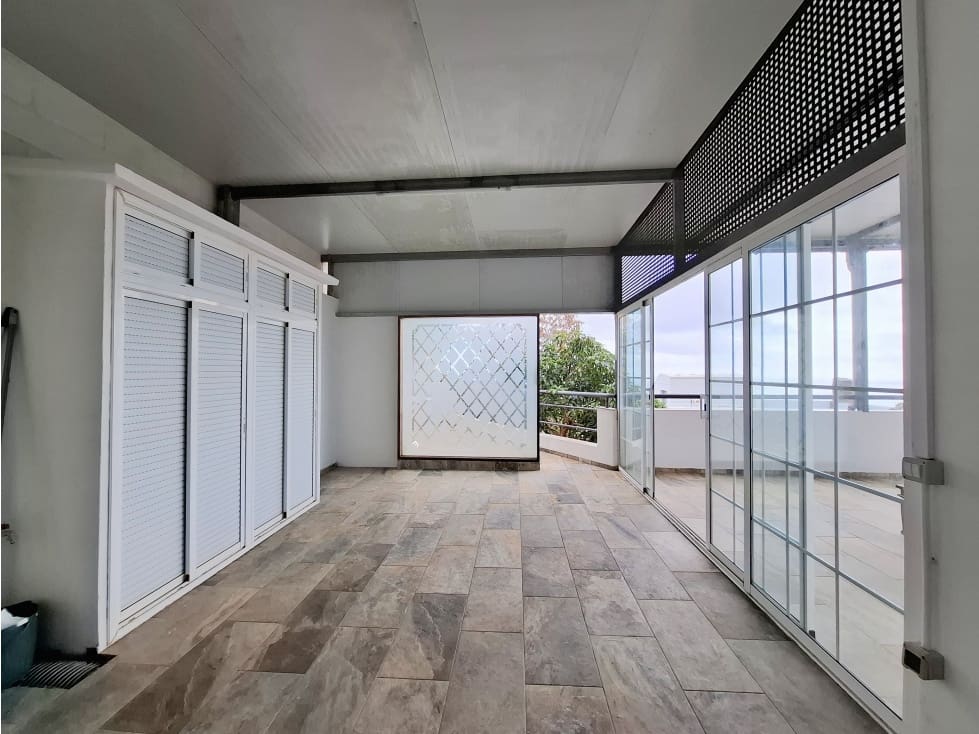 3 sypialnia Willa na sprzedaż w Tabaiba - 824 000 € (Ref: 9451415)