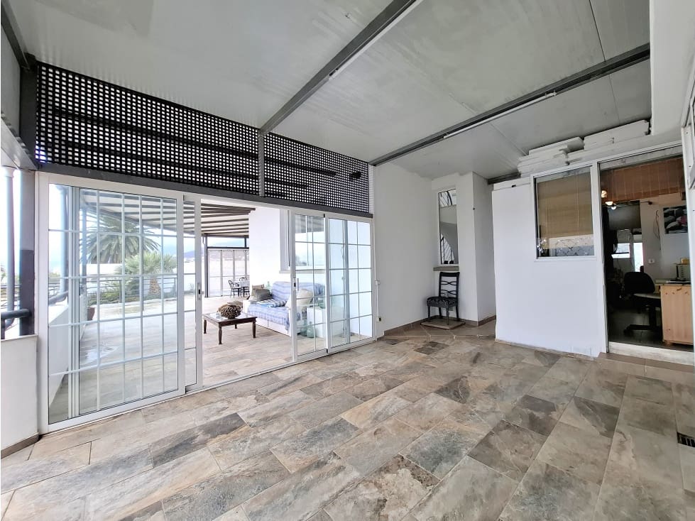 3 sypialnia Willa na sprzedaż w Tabaiba - 824 000 € (Ref: 9451415)