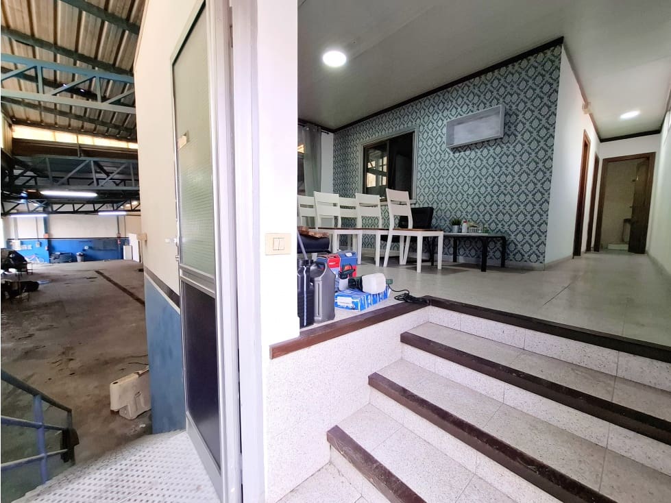 4 soverom Kommersiell til salgs i San Cristobal de La Laguna - € 750 000 (Ref: 9451416)