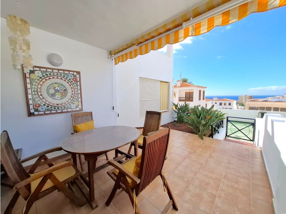 Appartement de 1 chambre à louer à Los Cristianos - 1 100 € (Ref: 9533057)