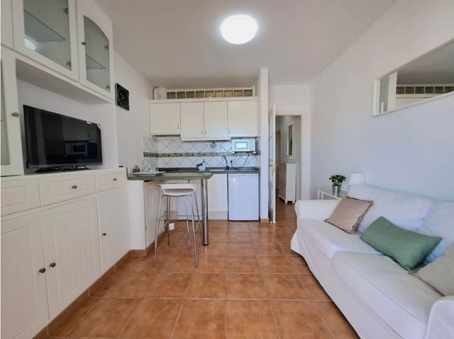 Appartement de 1 chambre à louer à Los Cristianos, Arona - 1 100 € (Ref: 9533057)