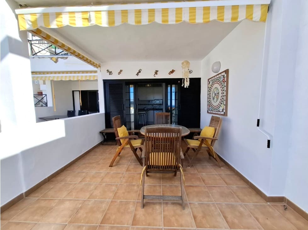 Appartement de 1 chambre à louer à Los Cristianos - 1 100 € (Ref: 9533057)