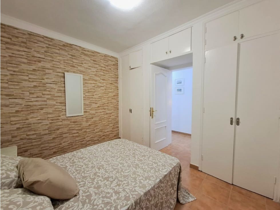 Appartement de 1 chambre à louer à Los Cristianos - 1 100 € (Ref: 9533057)