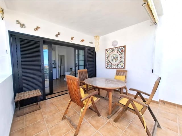 Appartement de 1 chambre à louer à Los Cristianos, Arona - 1 100 € (Ref: 9533057)